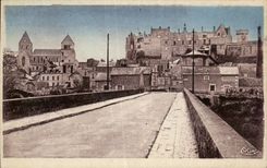 CPA Saint Aignan sur Cher Chateau Eglise et moulin 