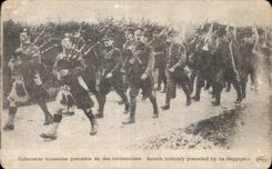 CPA Militaria Guerre de 1914 1918 Infanterie ecossaise precedee de ses cornemuses