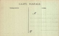 Casas de CPA Militaria en ruinas alrededor de la iglesia