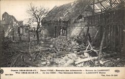 CPA Militaria en el retiro de Oise de ruinas alemanas de Lassigny