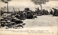 CPA Militaria Guerre de 1914 contratos pasados tiene el belga de Termonde Tirailleurs