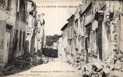 Bombardeo de CPA Militaria de Verdun una calle