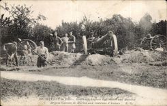 CPA Militaria grandes los artilleros ingleses de la guerra 1914 que establecen una bateria de alrededores grandes de Amberes de los armas navales