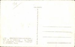 Arromanches - puerto del lanzamiento el museo - CPA