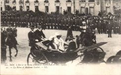CPA Militaria Le roi et la reine d Italie a Paris (octobre 1903) La reine et Madame Loubet