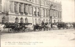 CPA Le roi et la reine d Italie a Paris (octobre 1903) A Versailles L arrivee au chateau 