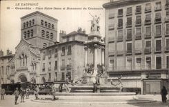 Grenoble - Place Notre Dame et Monument du Centenaire - CPA 