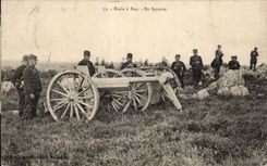 CPA Militaria Ecole a feu Canons