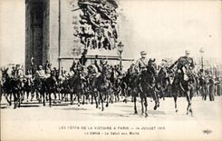 CPA Militaria Paris Festivals of the victory July 14th 1919 the procession safety with deaths