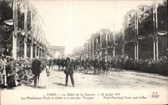 CPA Militaria Paris Festivals of the victory July 14th 1919 the marshals Foch and Joffre with the head of the troops
