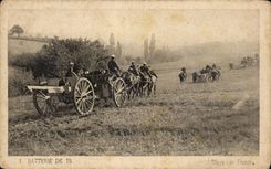 CPA Militaria Batterie de 75 
