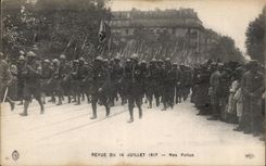 CPA Militaria Paris Re-examined of July 14th 1917 Our hairy