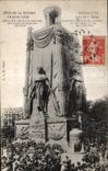 CPA Militaria Paris on July 14th has Paris in 1919 Cenotaph raised with the memory of died of the war