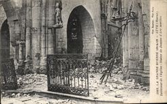 CPA Militaria the large Interior Auve war of church Statue of Jeanne arc