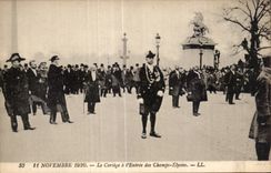 CPA Militaria Paris November 11th 1920 the procession has Entering Elysees Fields