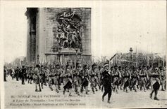 CPA Militaria July 14th 1919 has Arc de Triomphe the marine fusiliers