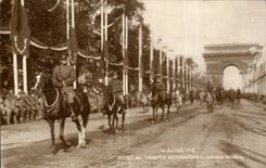 CPA Militaria July 14th 1919 Arc de Triomphe Ravelled of the victorious troops General pershing