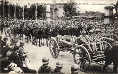 CPA Militaria Paris festivals of the victory July 14th 1919 artillerists