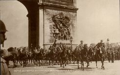 CPA Militaria festivals of the victory July 14th 1919 Arc de Triomphe Marshals Foch and Joffre