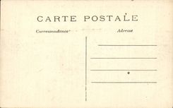 CPA Militaria the Great War 1914 a place of Soissons Houses bombardees