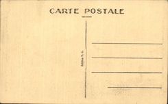 CPA Militaria Monument with the victory and the soldiers of Verdun Porte of the crypt executee by Jean Proves