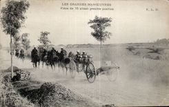 CPA Militaria Les grandes manoeuvres Piece de 75 allant prendre position 