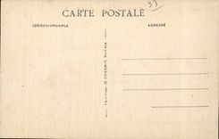 CPA Bordeaux Les Allees de Tourny et le Cours du XXX Juillet