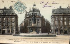 CPA Bordeaux La Place de la Bourse et la Fontain des Trois Gruces