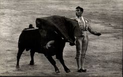 CPA Corrida Faena de Muieta Un pase de Costedillo