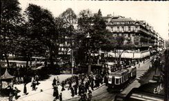 CPA Toulouse la calle Lorena Alsacia y el jardin publico de Gaulle viajan en tranvia