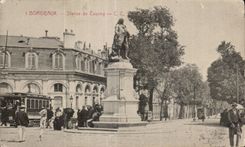 CPA Bordeaux statue de Tourny 