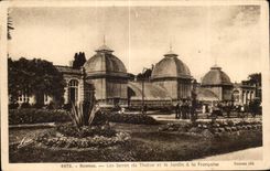 CPA Rennes Les Serres du Thabor et le Jardin a la Francaise