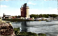 CPA En Bretagne Saint Servan Tour et Cale Solider vues de la Cite d Aleth