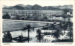 CPA Cannes Seen on the port and Esterel Boats