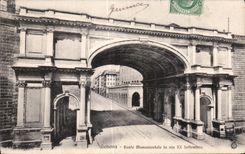 Pez gordo Monumctalc de CPA Genova adentro via XX Settembre