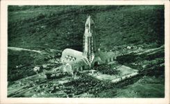 CPA Ossuary of Douaumont Photographs in the plane the day of its official unveiling