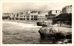 CPA Biarritz Le Casino et la Grand Plage