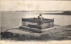 La tumba de Malo del santo de CPA de Chateauoriand a grande pide