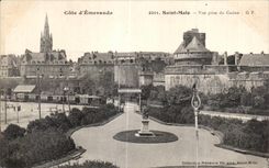 CPA Cote d Emeraude Saint Malo Vue Prise du Casino Train 