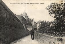 CPA la entrada mAs baja de Seine Dieppe del castillo viejo