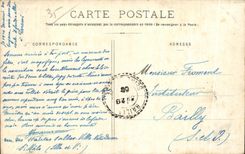 Santo vago Malo de CPA cerca de la mota de polvo