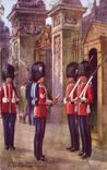 CPA irish guards and grenadier Buckingham Palace London Militaria 