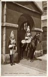 CPA Horse Guards Sentries Whitehall london Uniforme Militaria 