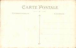 El barco de CPA en el trazador de lineas de cargo del mar con el montante amplio con la lAmina negocia