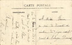 CPA Au Village Un de moins dans la Mue Illustrateur