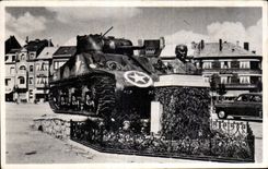 CPA Bastogne the Tank and the Bust of General Mac Wuliffe