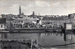 El oever de la mAquina para hacer chorizos de CPA Antwerpen pone el poli del zicht del banco izquierdo de Amberes de las mazorcas con vista