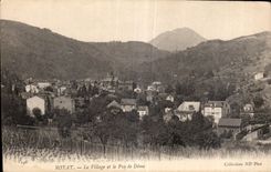Riom - La Village et le Puy de Dom - CPA