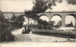 Royat les Bains - the Viaduct in the Park - CPA