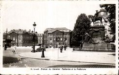 CPA Lille Statue of General Faidherbe and the Prefecture